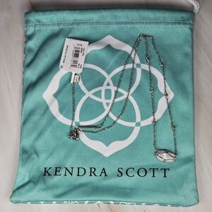 NWT Kendra Scott Elisa Lattice Frame Silver Short Pendant Necklace Pearl